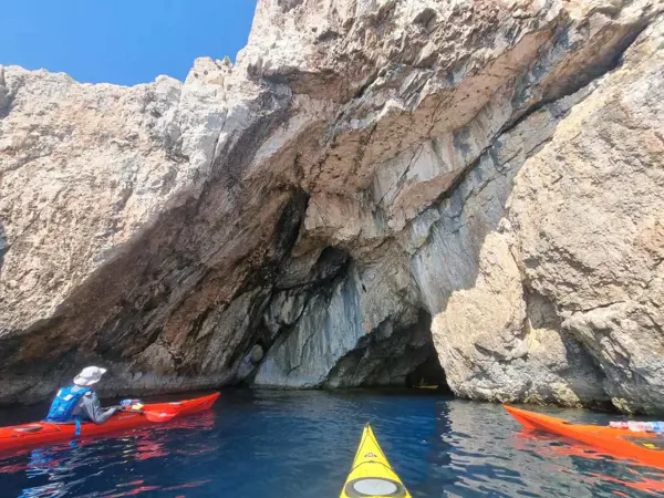 kayaking-paksos