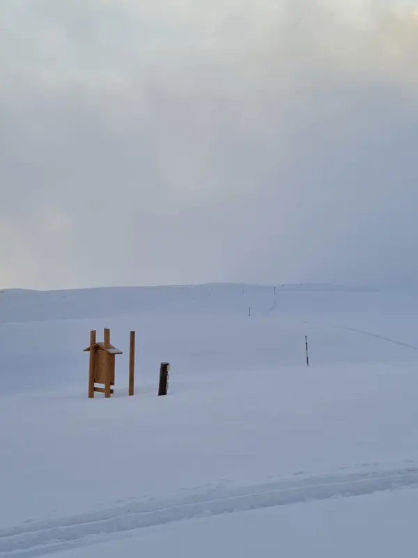tevno-lake-winter-trekking
