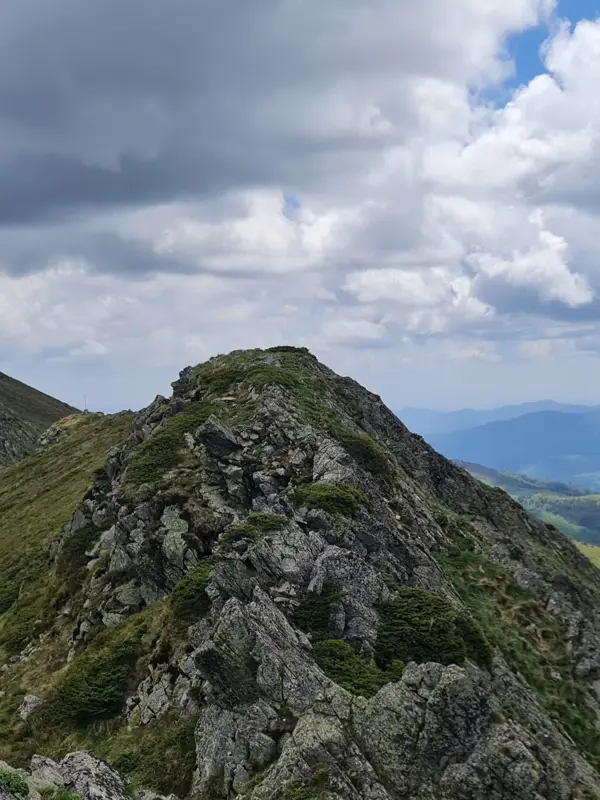 trek-balkan-koncheto-ridge
