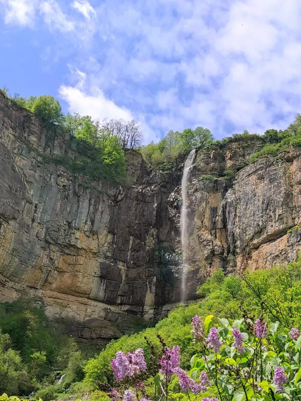 trek-bovska-skaklya-waterfall-bula-peak