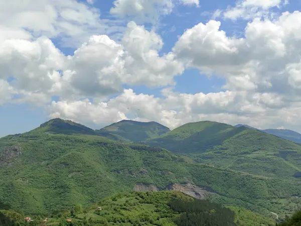 trek-bovska-skaklya-waterfall-bula-peak