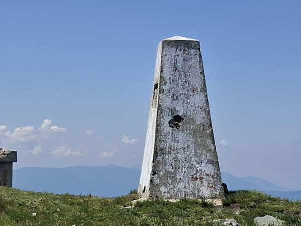 trek-kadiica-peak-ilov-peak