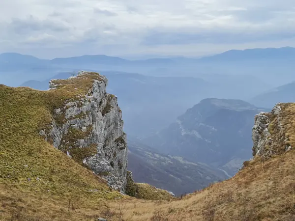 trek-kobilini-steni-magic-of-vratsa-balkan