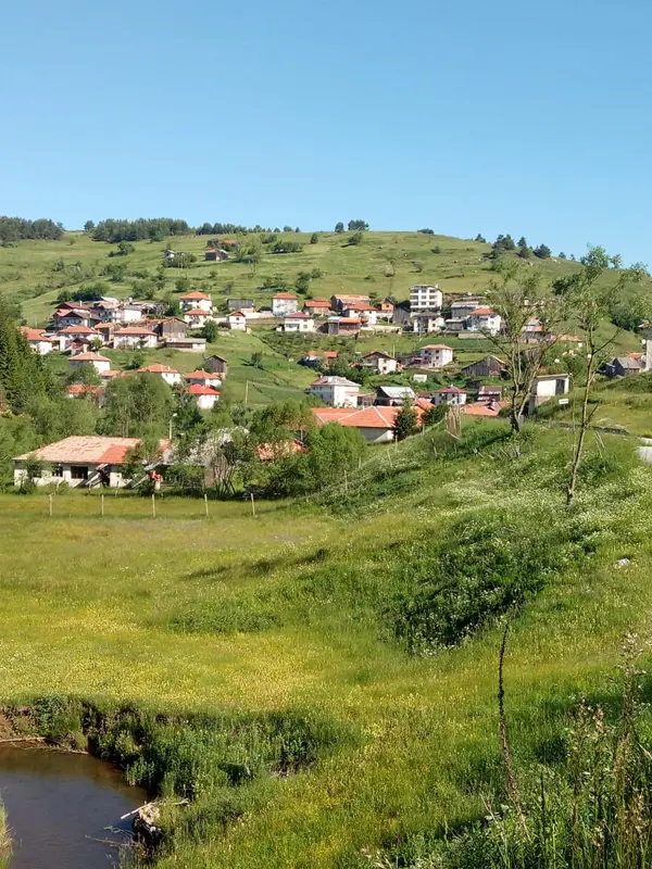 Магията на Родопите – Връх Картала, меандрите на р.Въча  – Родопи