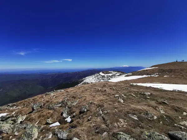 trek-vezhen-peak