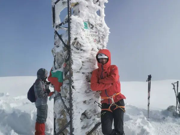trek-vihren-winter-summit